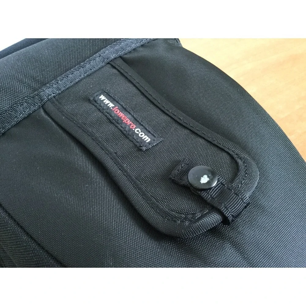 Lowepro Camera Bag Rezo TLZ 20 Shoulder Crossbody Black Adjustable Strap‎